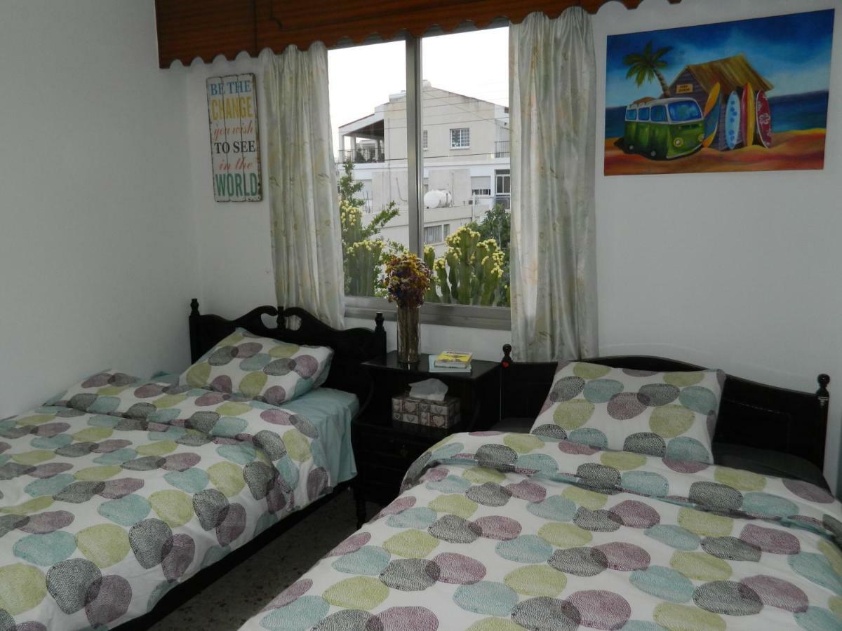 Family Nest In The Heart Of Limassol Villa Bagian luar foto