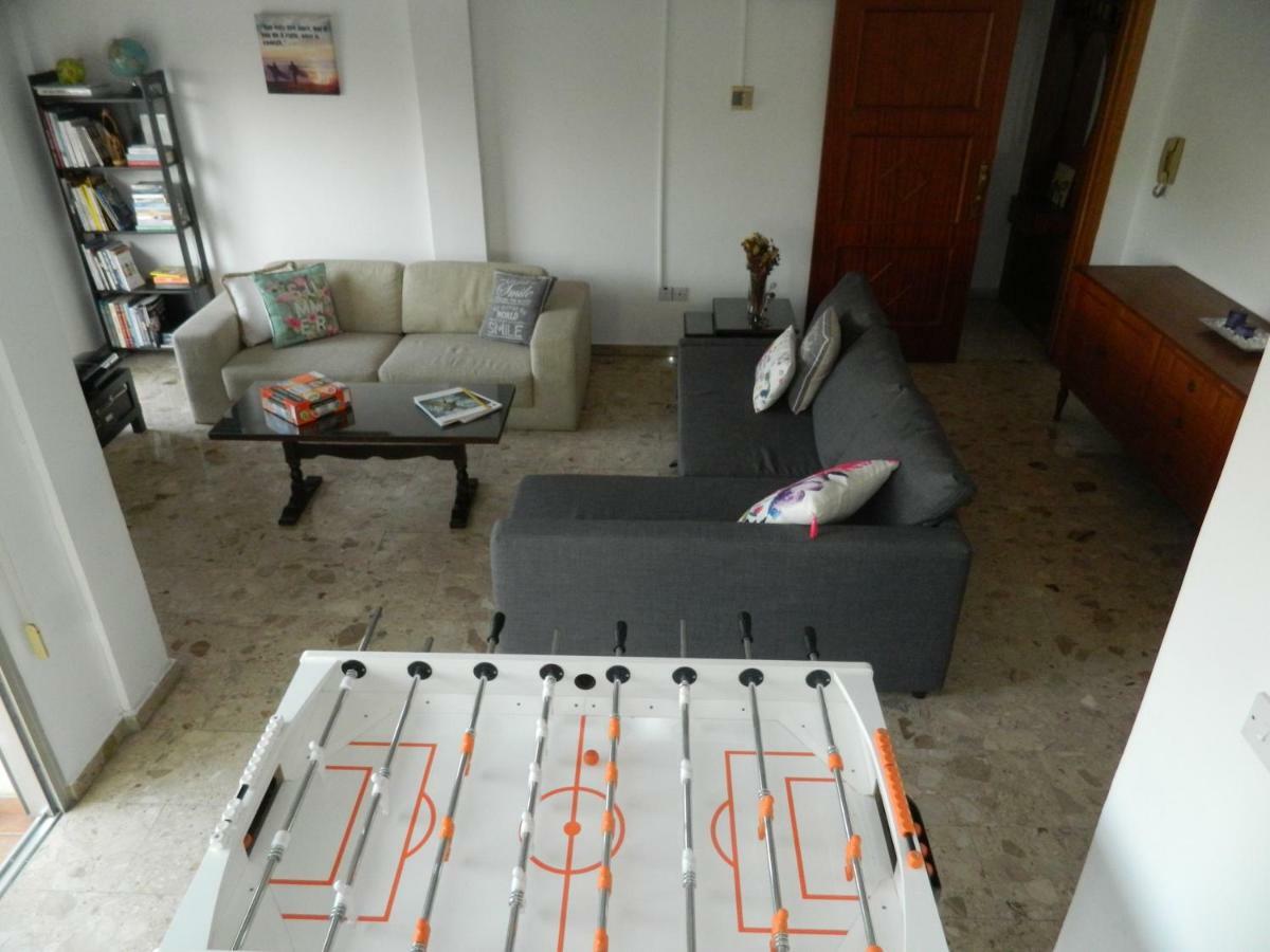 Family Nest In The Heart Of Limassol Villa Bagian luar foto